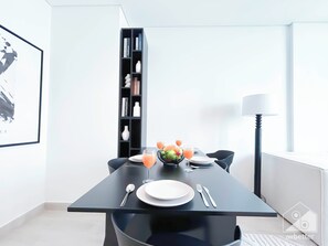 Apartment (1 Bedroom) | Interior - Cozy 1BR With Balcony & Views in Azizi Fawad (Dubai)