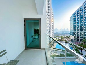 Apartment (0 Bedroom) | Balcony - Cozy Studio With Balcony & Stunning Views (Dubai)