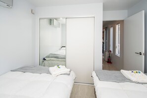 2 slaapkamers, een strijkplank/strijkijzer, wifi, beddengoed