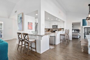 Interior - Spacious 5BR Canal Home with Pool in Key Allegro - Perfect Rockport Getaway (Rockport)