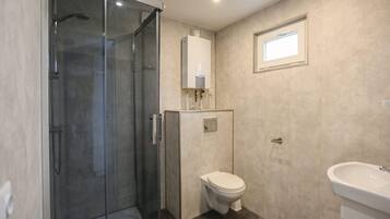House | Bathroom