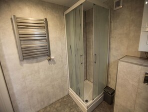 House | Bathroom - Detached Chalet for 5 People in Terwolde (Terwolde)