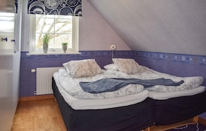 4 habitaciones, tabla de planchar con plancha y wifi gratis