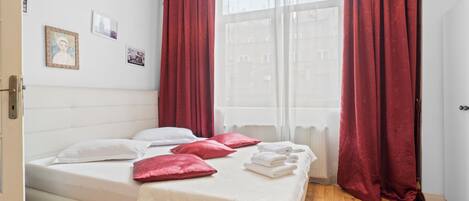 2 chambres, bureau, fer et planche Ă repasser, Wi-Fi