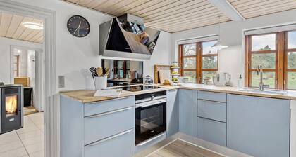 2 bedroom beautiful home in Bogense