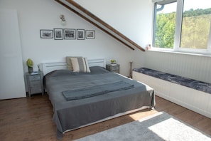 3 Schlafzimmer, Bügeleisen/Bügelbrett, kostenloses WLAN, Bettwäsche