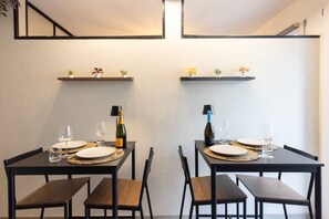 Luxury Apartment, 1 Bedroom, Non Smoking, Courtyard View | Private kitchen