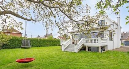 The Beautiful White House