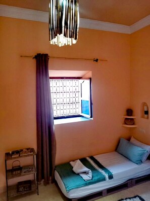 1 habitación, wifi y ropa de cama 