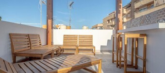 Modern Villa, steps to the boardwalk & beach