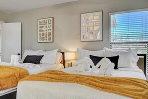 4 bedrooms, travel cot, WiFi, bed sheets