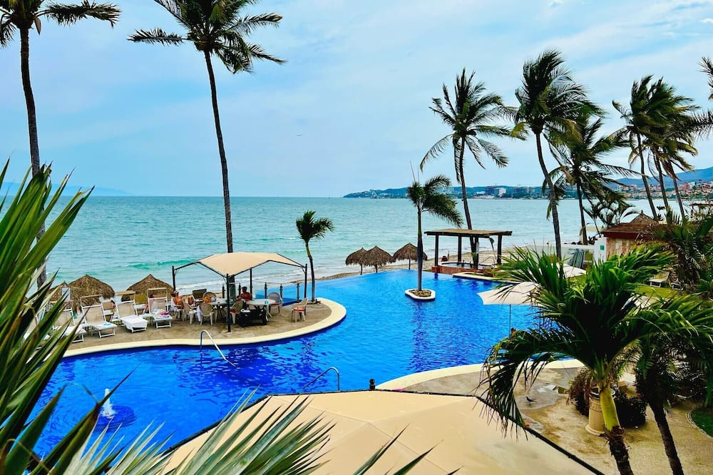 Los Picos Hotel & Suites Bucerias