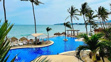 3 outdoor pools
