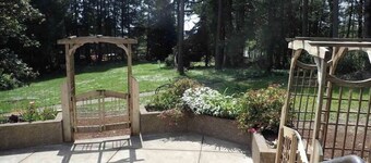 Remodeled basement in Corvallis, surrounded by forest and trails!