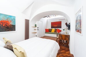 2 Schlafzimmer, Zimmersafe, Schreibtisch, WLAN