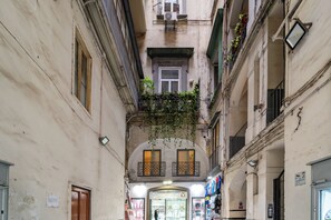 Exterior detail - House in the heart of Naples: comfort, style and perfect location (Napoli)