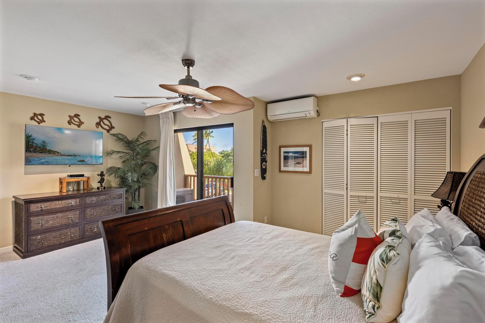 2 bedrooms, iron/ironing board, travel crib, free WiFi