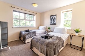 2 bedrooms