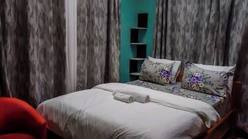 3 habitaciones, tabla de planchar con plancha y wifi