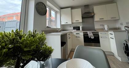 Bolehyde House Long Stay Discounts Free Parking