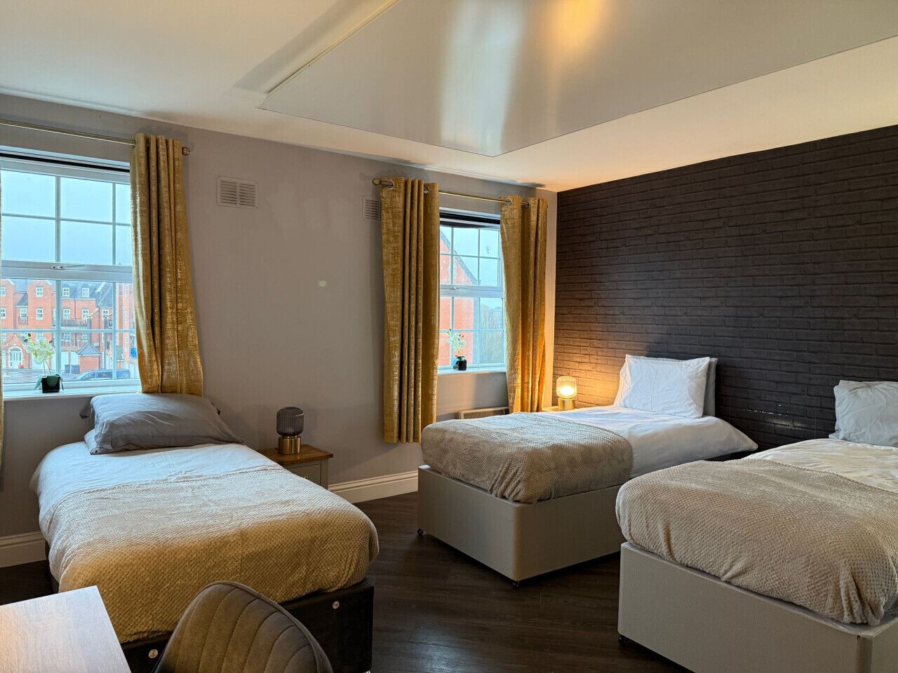 2 Schlafzimmer, Schreibtisch, WLAN, Bettwäsche