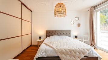 4 bedrooms, free WiFi