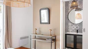 4 habitaciones y wifi gratis