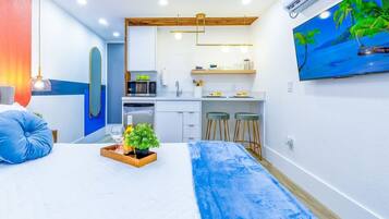 1 bedroom, iron/ironing board, free WiFi, bed sheets