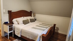 2 bedrooms, iron/ironing board, WiFi, bed sheets - Beautiful mountainside hobby farm with gorgeous view! (Jasper)