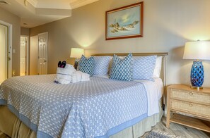 2 bedrooms, desk, iron/ironing board, travel cot - MyStay at 1102 Sea Crest - Sea Crest Resort Oceanfront Complex | Steps to Beach (Hilton Head Island)