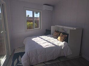 1 bedroom, travel cot, WiFi, bed sheets