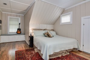 4 bedrooms, iron/ironing board, travel crib, WiFi - Welcome to Summerville Cottage in Augusta Georgia
Ready to rent for Masters week (Augusta)