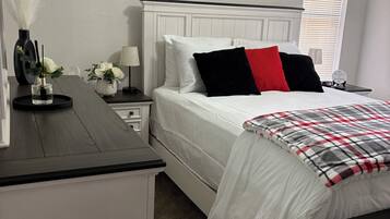 2 slaapkamers, een strijkplank/strijkijzer, wifi, beddengoed