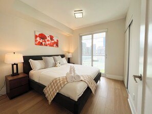 3 soverom, strykejern/-brett, wi-fi og sengetøy