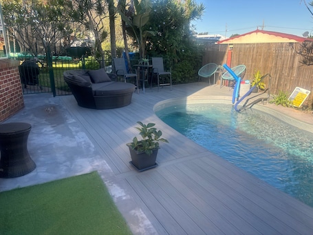 Pool. Wellness Stay, Homestay in private home 2 rms booked separately So. Coast