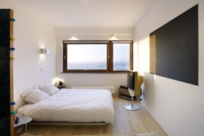 1 chambre, fer et planche à repasser, Wi-Fi gratuit, draps fournis
