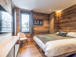 3 bedrooms, Internet