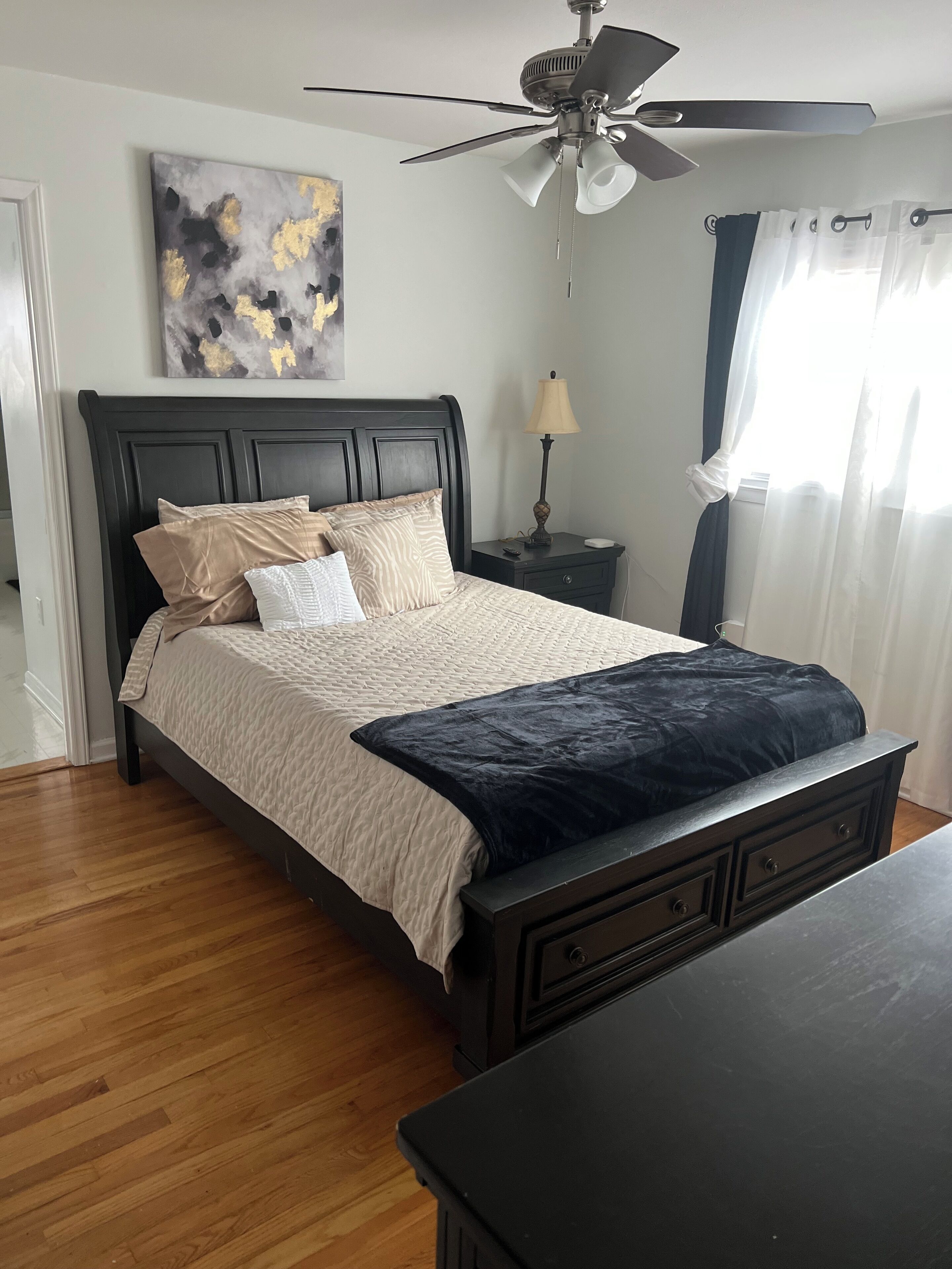 3 camere, una scrivania, ferro/asse da stiro, Wi-Fi