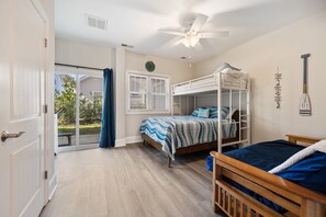 4 bedrooms, free WiFi, bed sheets
