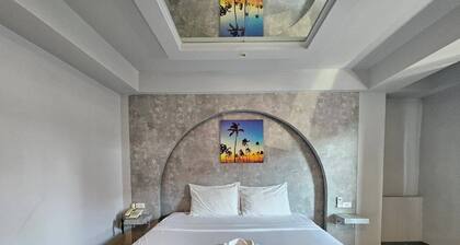 Hollywood Dannok Hotel