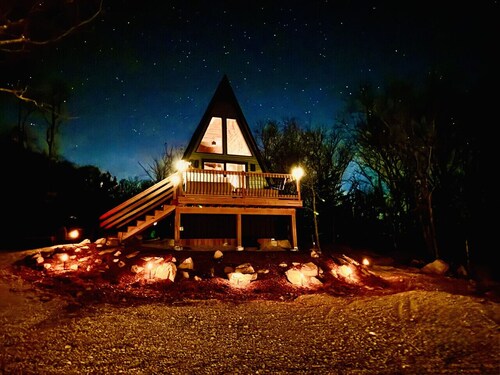 The Linkin: a cozy mountain cabin w/ king bed