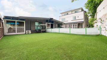 Basic Room, 1 Bedroom (Cottage No.2) | 1 bedroom, free WiFi