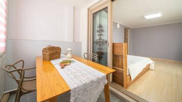 Basic Room, 1 Bedroom (star) | 1 bedroom, free WiFi