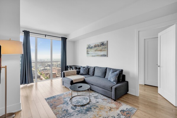 Front of property - Prestige Yorkville Suites (Toronto)