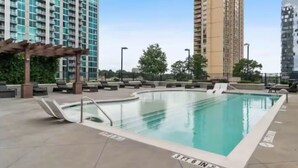 Pool - Luxury cozy condo great views!!! Located in the heart of buckhead Atlanta.. (Atlanta)