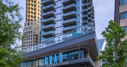 Luxury cozy condo great views!!! Located in the heart of buckhead Atlanta..