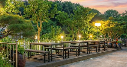 Sokcho Scenic House Pension