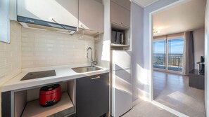 Chambre, 1 chambre (room 401) | 1 chambre, Wi-Fi gratuit