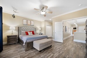 4 bedrooms, travel cot, free WiFi, bed sheets