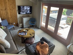 TV connectée, cheminée